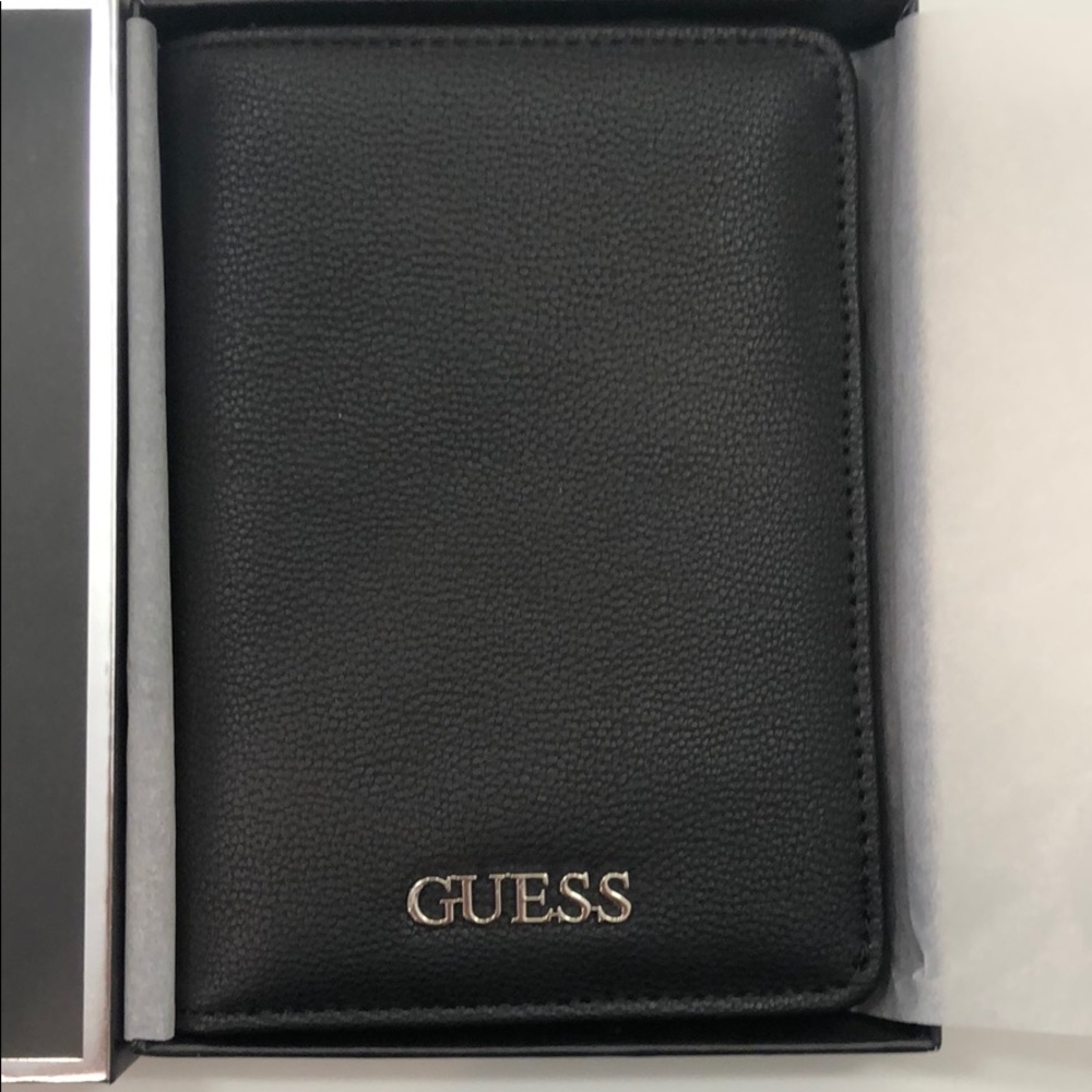 Guess Wallet